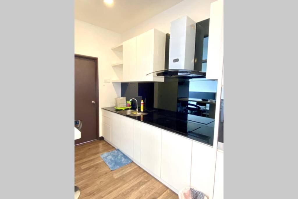 Landmark Residence 2, Greenview, Less Noise, Free Wifi With Tvbox, Free Parking, Near Kajang, Cheras, C180, Mrt Экстерьер фото